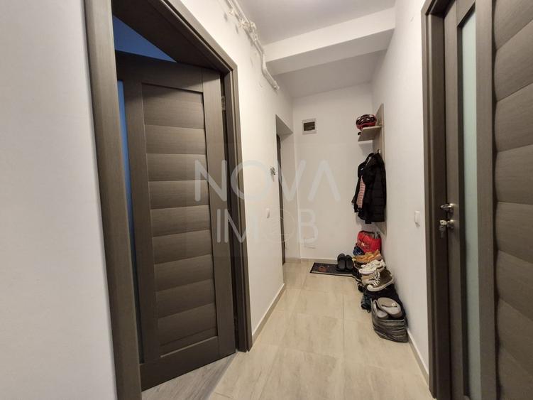 Apartament cu 2 camere semidecomandat, mobilat în Arhitecților - Calea Cisnădiei