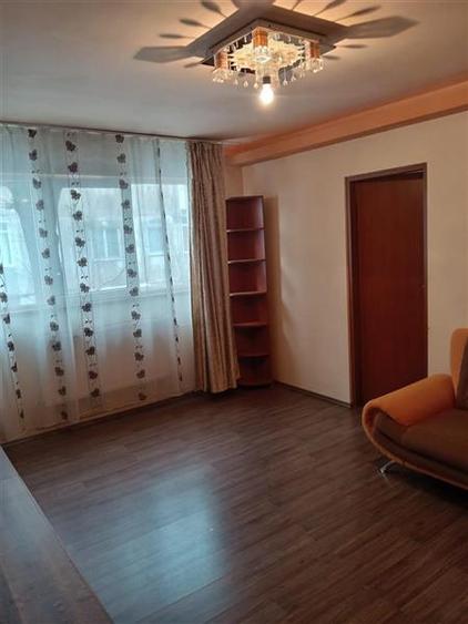 Apartament cu 2 camere nedecomandat, mobilat în Mihai Bravu