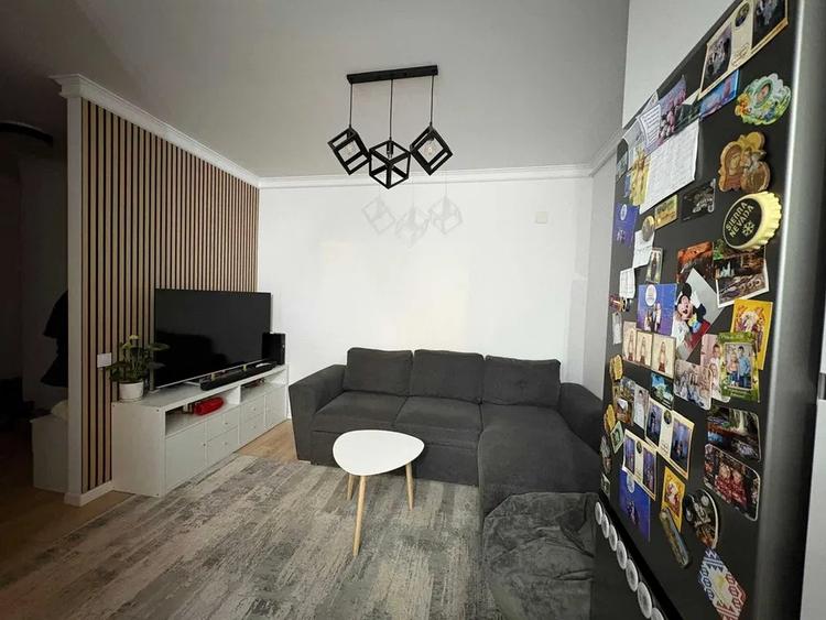 Apartament cu 3 camere decomandat, mobilat în Florești — fotografia 2
