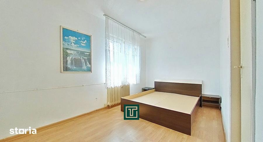 Apartament cu 2 camere semidecomandat în Aurel Vlaicu