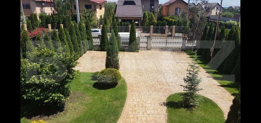 Casă individuală cu 7 camere cu Canalizare în Păulești