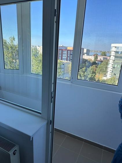 Garsonieră decomandată în Virtuții