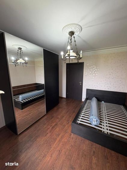 Apartament cu 3 camere semidecomandat în Titan