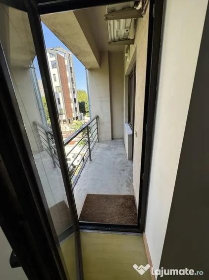 Piata sudului studio dublu spatios - 2