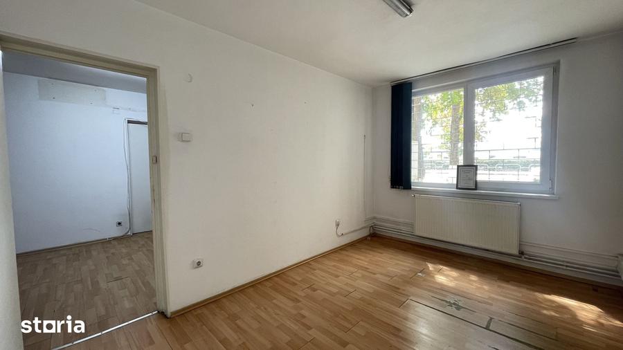 Spațiu comercial, de 80 mp, în Vest