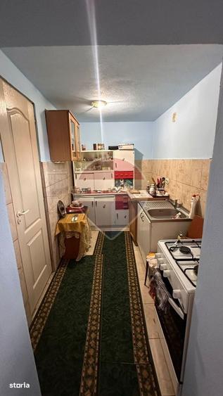 Casă cu 3 camere în Valea Lungă