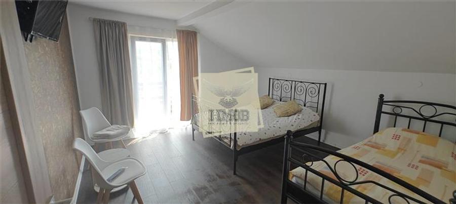 Casă individuală cu 7 camere cu Teren 558 Mp în Rășinari