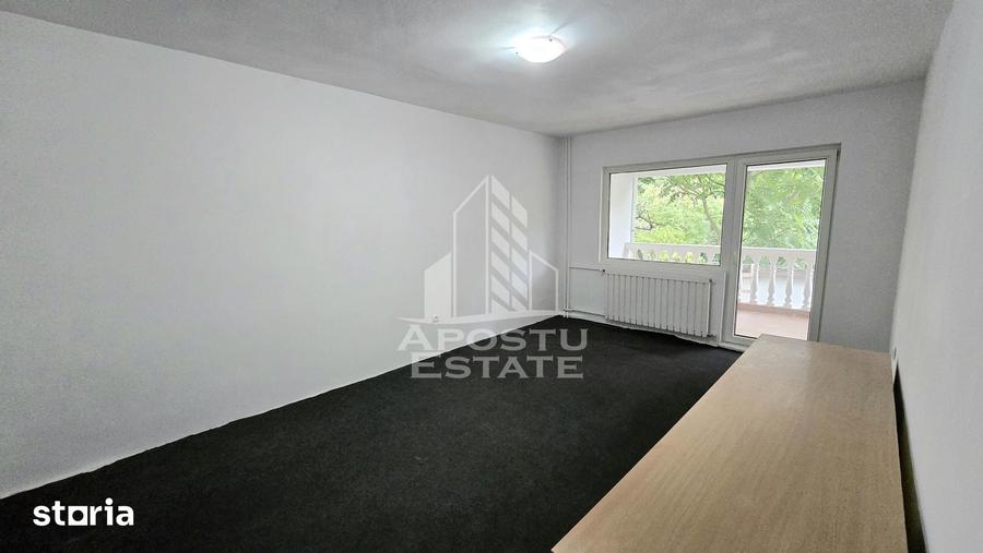 Casă cu 5 camere cu Teren 140 Mp în Circumvalațiunii