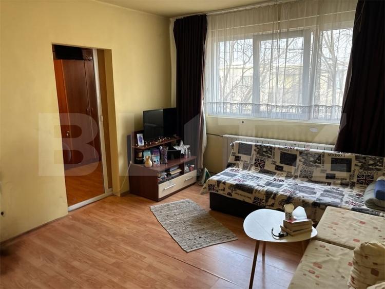 Apartament cu 2 camere semidecomandat, mobilat în Mihai Bravu