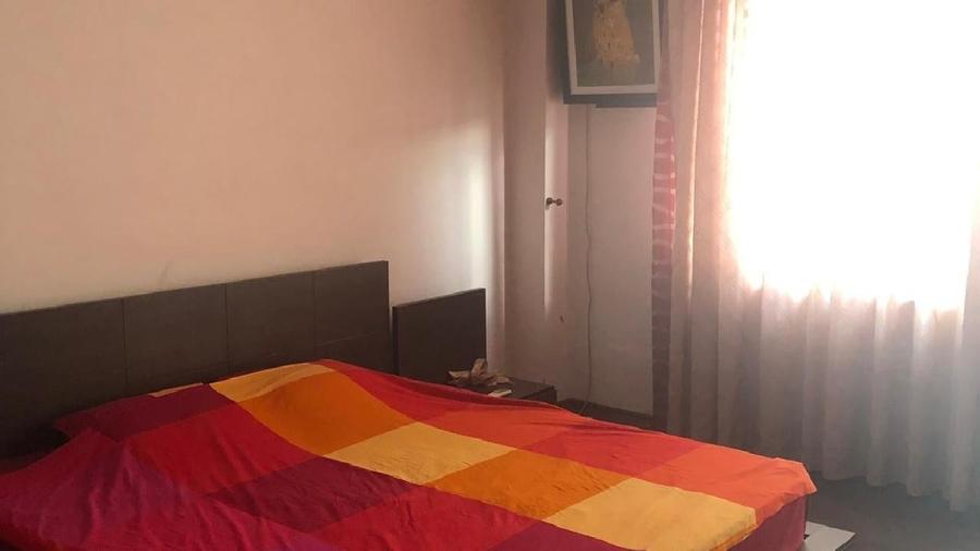 Apartament cu 6 camere decomandat în Străulești
