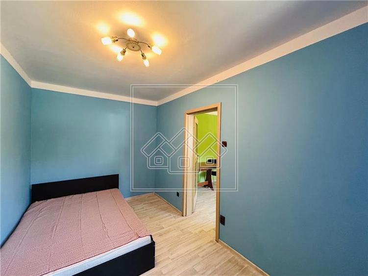 Apartament cu 2 camere nedecomandat în Cedonia