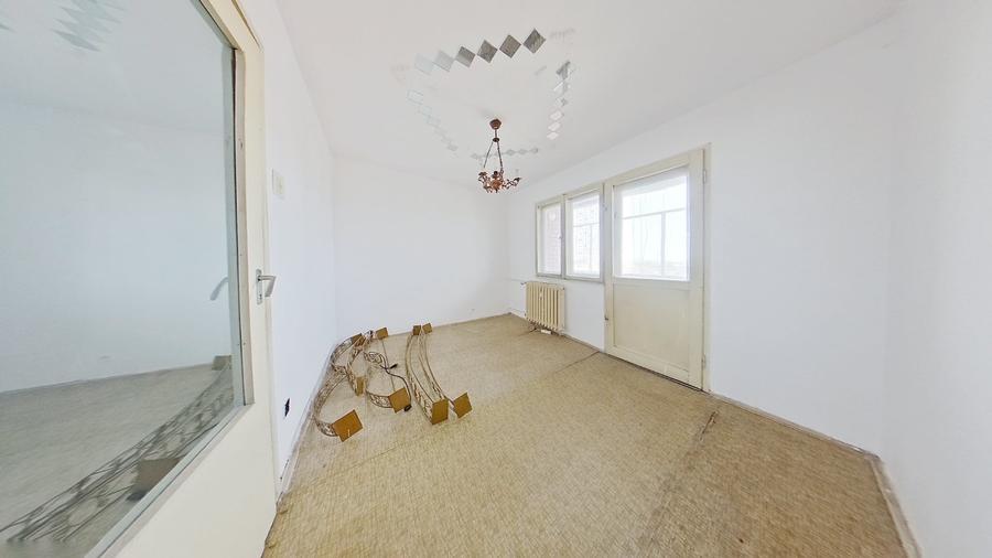 Apartament cu 3 camere decomandat în Aurel Vlaicu