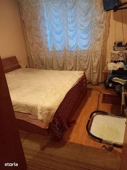 Apartament cu 3 camere în Rahova