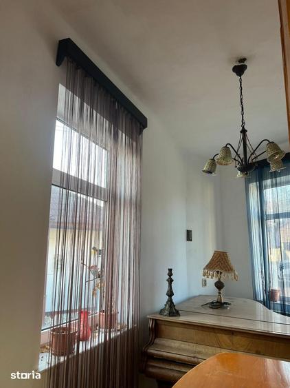 Casă cu 4 camere cu Teren 360 Mp în Central