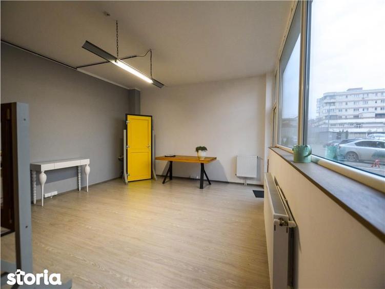Spațiu comercial, de 28 mp, în Între Lacuri