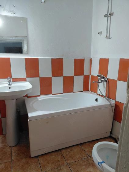 Casă cu 3 camere cu Teren 91 Mp în Traian