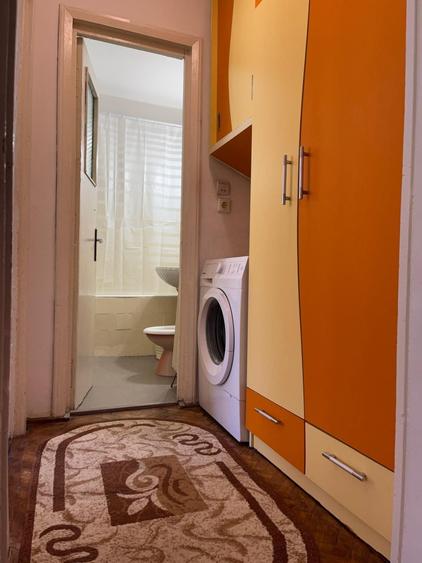 Apartament cu 2 camere semidecomandat în Vicovu de Sus