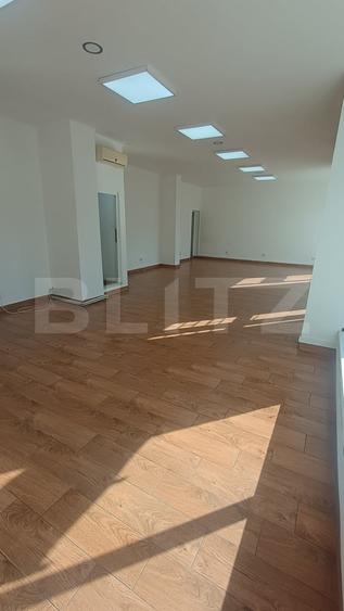 Spațiu comercial, de 110 mp, în Aurel Vlaicu