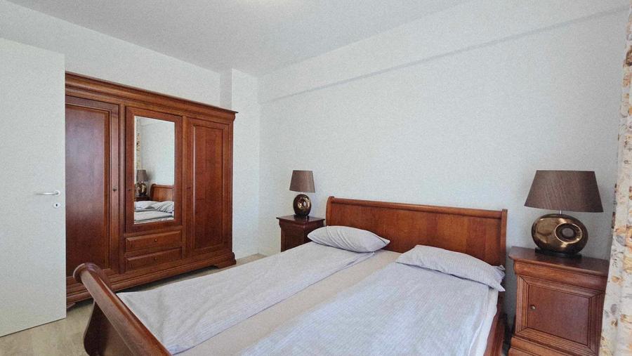 Apartament cu 2 camere nedecomandat în Nufărul