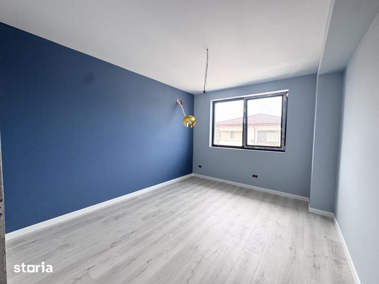 Casă cu 4 camere cu Teren 268 Mp în Odăi