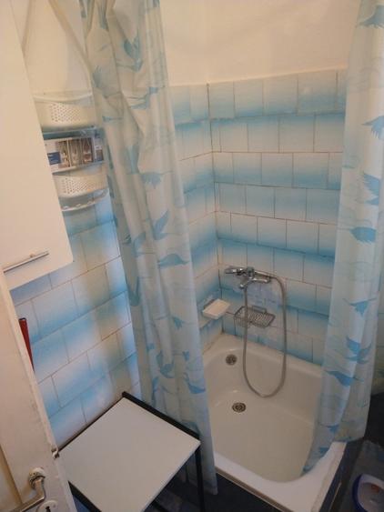 Casă individuală cu 5 camere cu Canalizare în Cetate