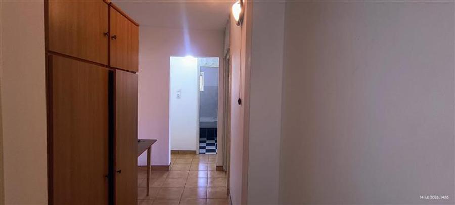 Apartament cu 3 camere decomandat în Soarelui