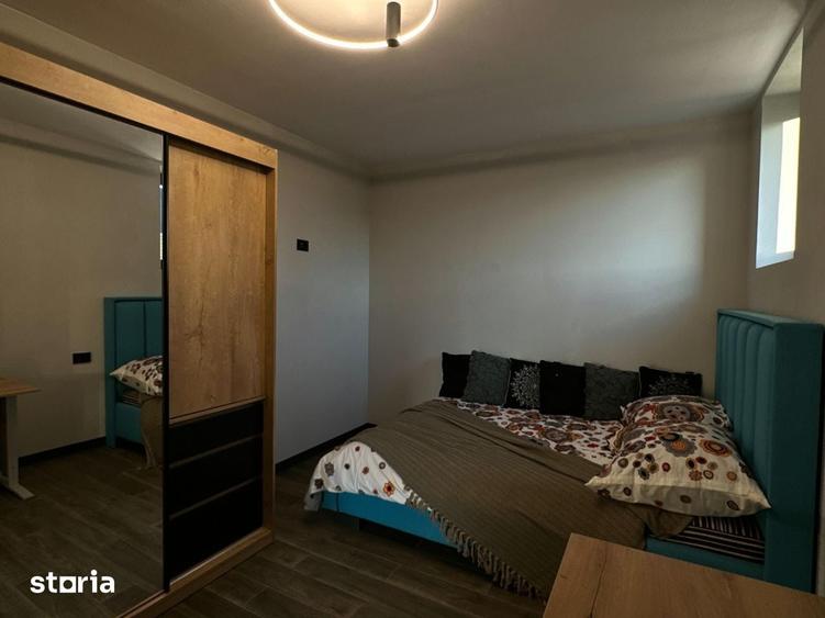 Casă cu 4 camere cu Teren 400 Mp în Vlădești