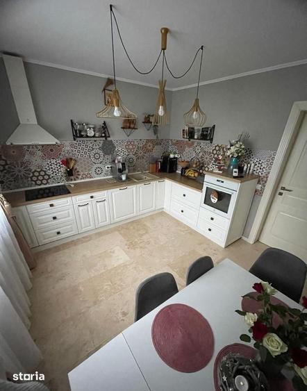 Casă cu 4 camere cu Teren 329 Mp în Valea Lupului
