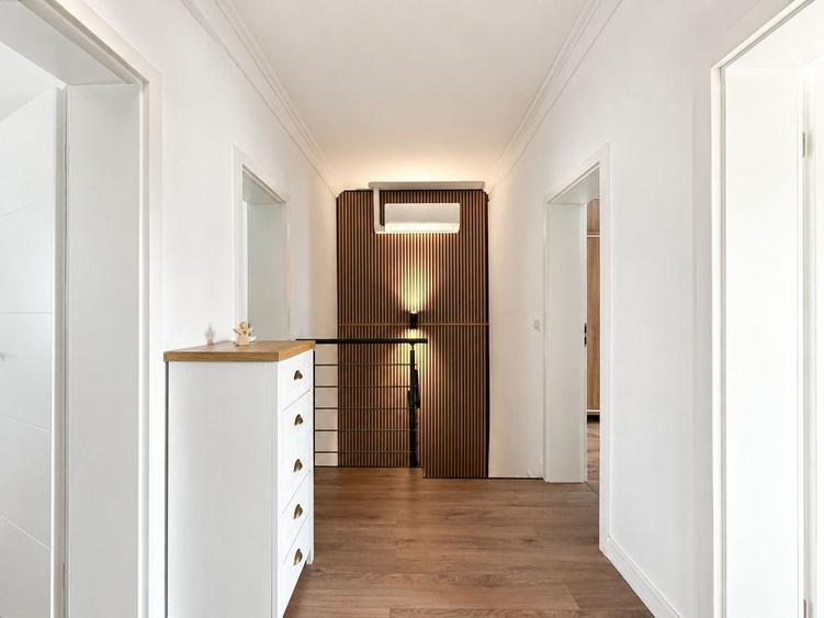 Duplex cu 4 camere cu Canalizare în Covaci