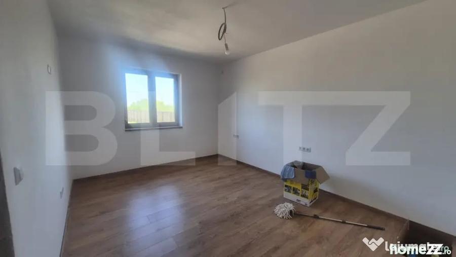 Casă cu 3 camere cu Teren 950 Mp în Central