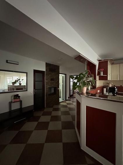 Apartament cu 2 camere decomandat în Independenței