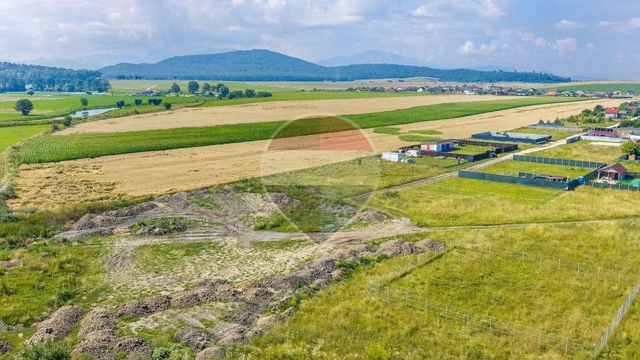 Teren de 563 mp, în Bod