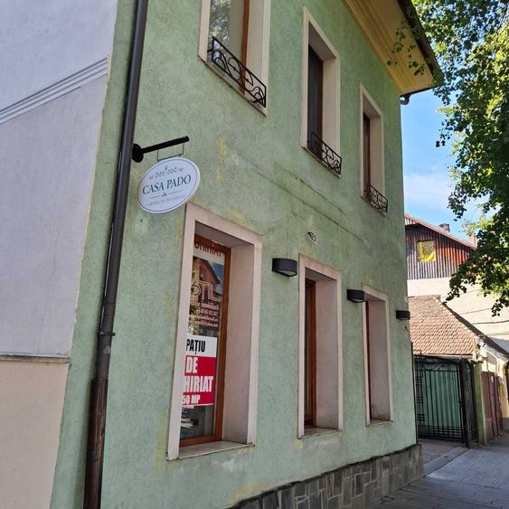 Spațiu comercial, de 150 mp, în Central