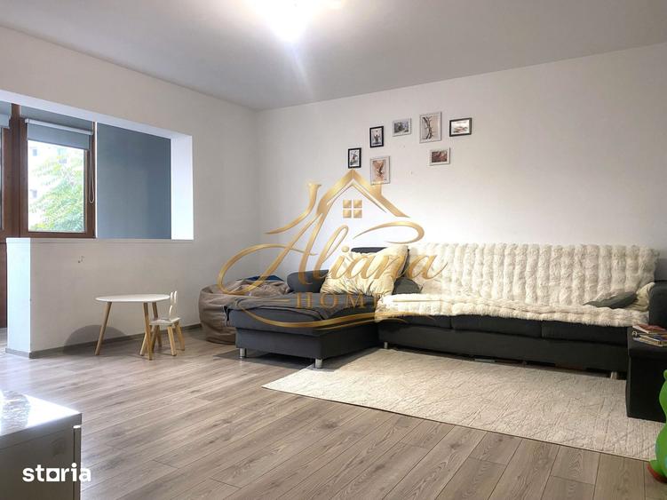 Apartament cu 4 camere decomandat în Central