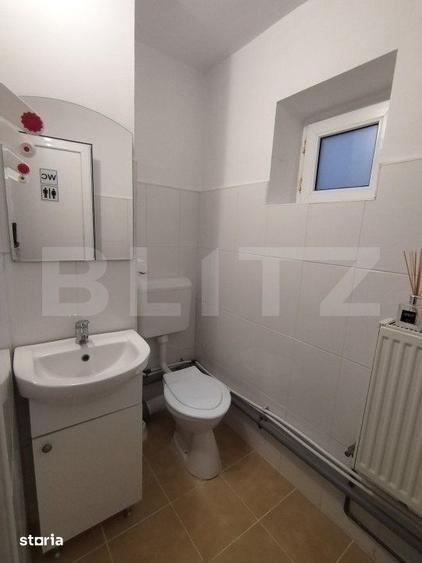 Apartament cu 3 camere decomandat în Micro 5