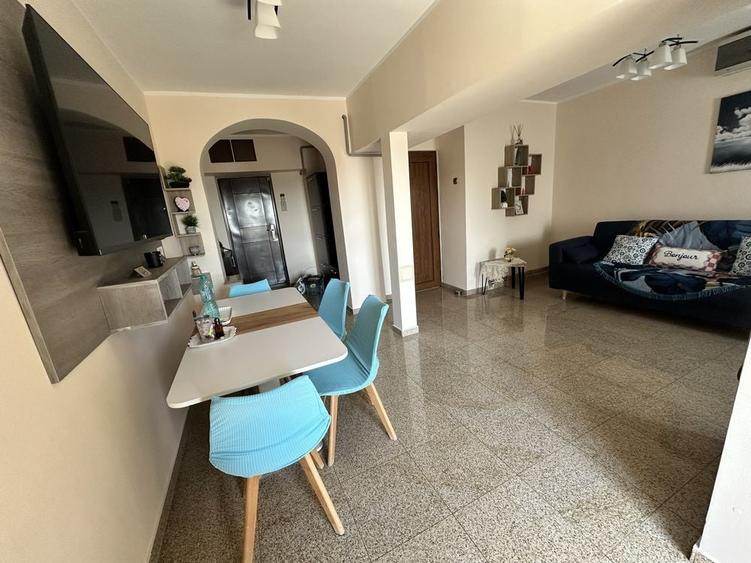 Apartament cu 2 camere decomandat în Ultracentral