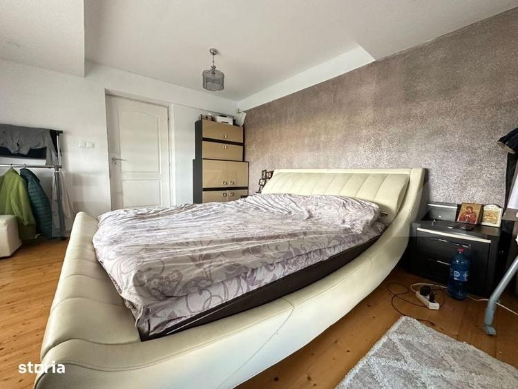 Casă cu 4 camere cu Teren 1660 Mp în Vulcan