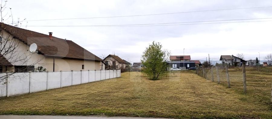 Teren Construcții intravilan de 438 mp, în Micești