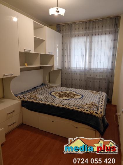 Apartament cu 3 camere decomandat în Port