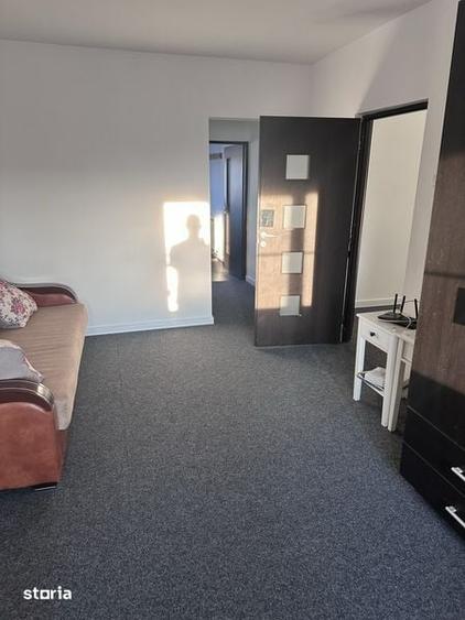 Apartament cu 4 camere în Zimbru
