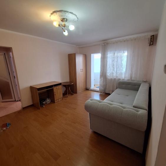 Inchiriez apartament 2 camere - 2