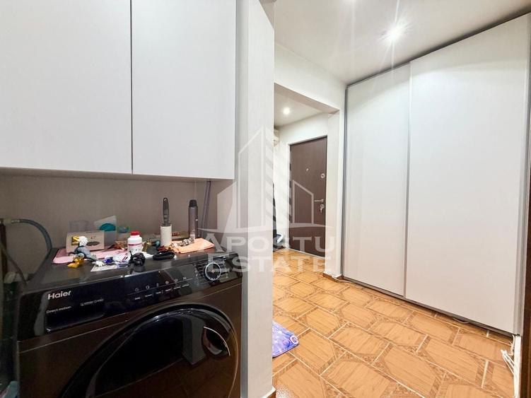 Apartament cu 3 camere decomandat, mobilat în Lipovei