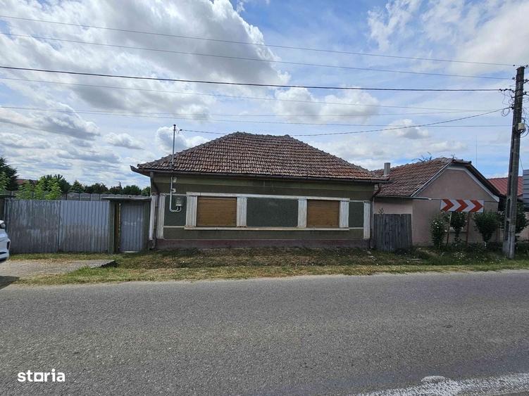 Casă cu 3 camere în Mădăras