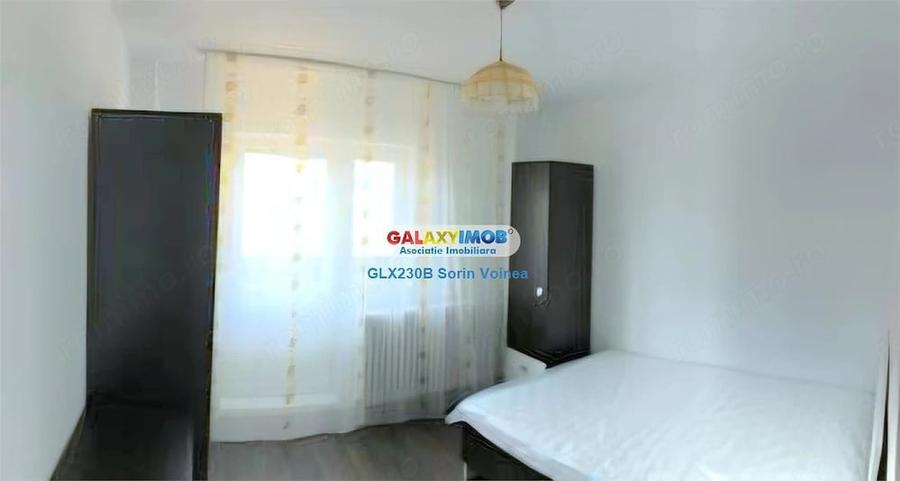 Apartament cu 4 camere decomandat în Tineretului