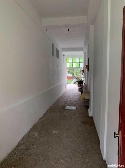 Casă cu 3 camere în Central