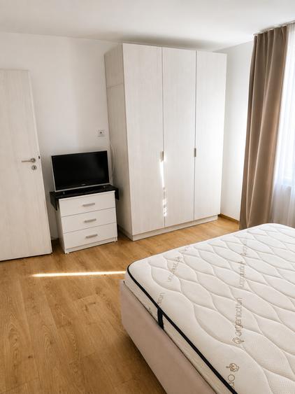 Apartament cu 2 camere decomandat în 13 Septembrie