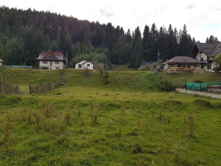 Teren de 1360 mp, în Voroneț