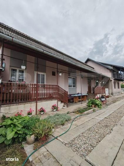Casă cu 6 camere cu Teren 1400 Mp în Mihai Viteazu