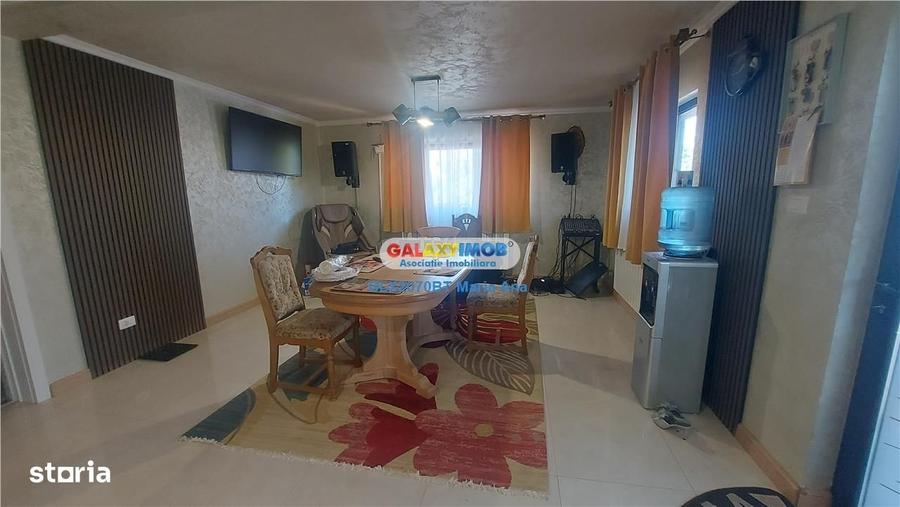 Casă cu 4 camere în Central