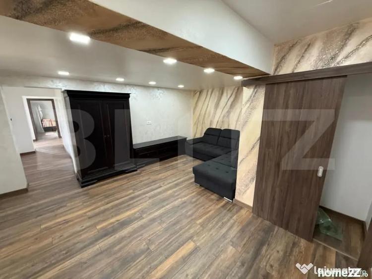 Casa pe parter+casa de oaspeti, 3000 mp teren, zona Cotofeni - 1